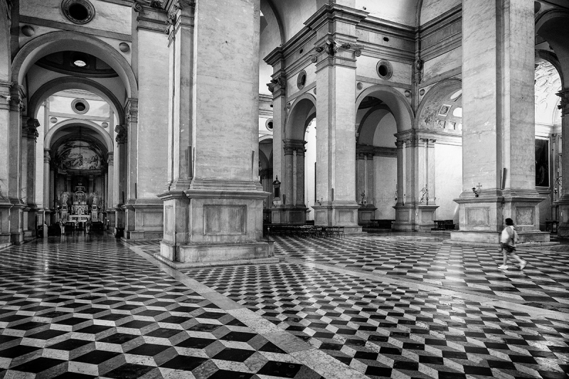 Clicca per l'immagine full size