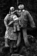 Nome File=family.jpg
Dimensione File=374KB
Dimensioni=598x900
Data aggiunta=Apr 16, 2008 family.jpg