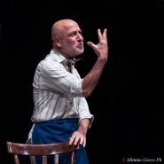 Nome File=Teatro.jpg
Dimensione File=64KB
Dimensioni=900x900
Data aggiunta=Mag 25, 2014 Teatro.jpg