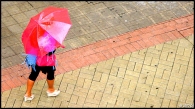 L_ombrello_rosso.jpg