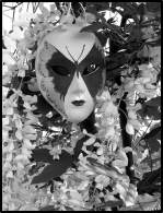 La_mashera_B_W[1].jpg