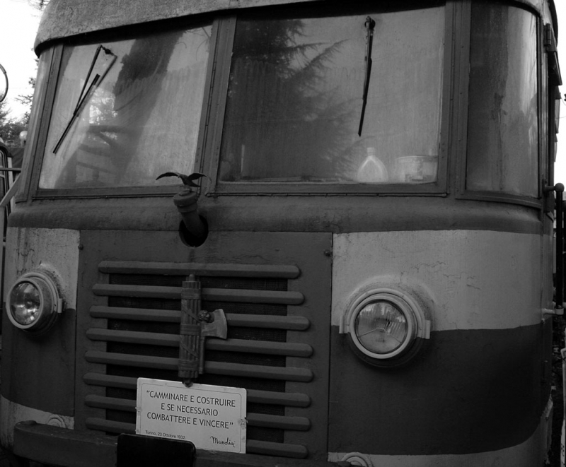 Clicca per l'immagine full size