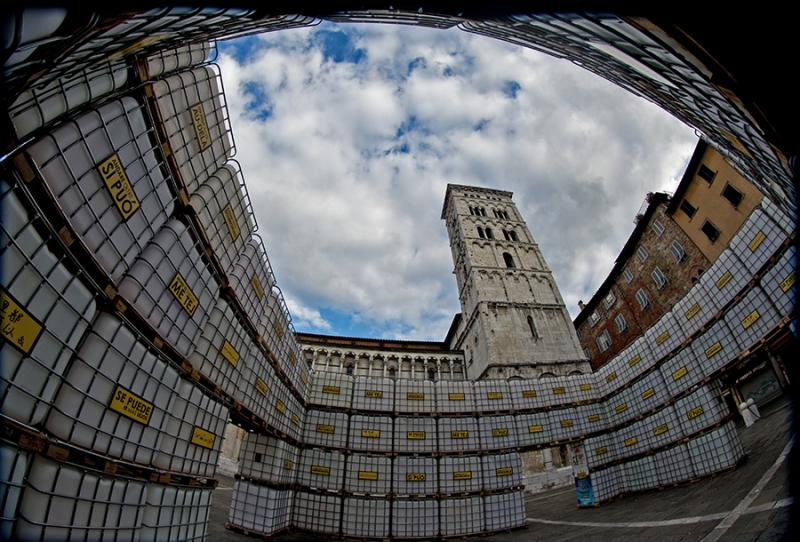Clicca per l'immagine full size