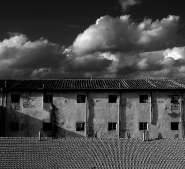 oldlucca-.jpg oldlucca-.jpg