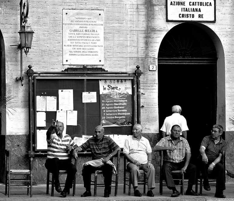 Clicca per l'immagine full size