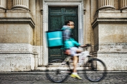 Nome File=fatti_un_Deliveroo_MM.jpg
Dimensione File=532KB
Dimensioni=1200x800
Data aggiunta=Nov 01, 2022 fatti_un_Deliveroo_MM.jpg