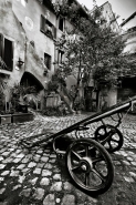 il_cortile_antico_BW_M.jpg