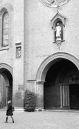 Alba,_facciata_cattedrale.jpg Alba,_facciata_cattedrale.jpg