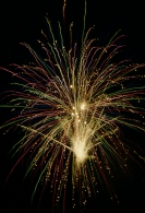 Nome File=fuochi_d_artificio_.jpg
Dimensione File=305KB
Dimensioni=481x700
Data aggiunta=Set 03, 2009 fuochi_d_artificio_.jpg