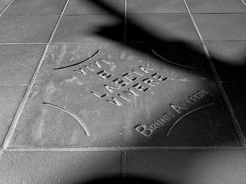 Clicca per l'immagine full size