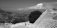 teatro_segesta-pan-bn-web.JPG teatro_segesta-pan-bn-web.JPG