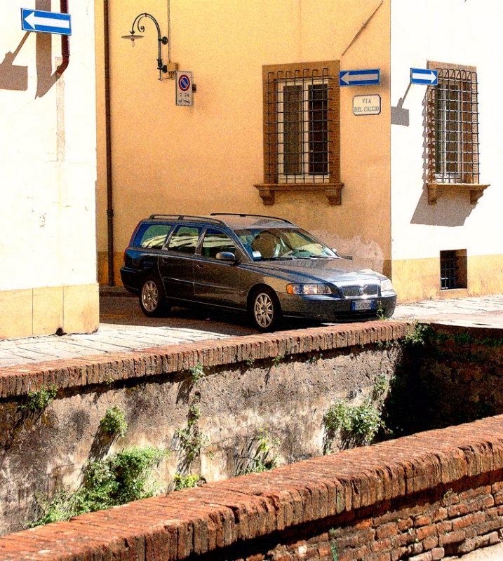 Clicca per l'immagine full size
