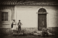 San-Giovanni---Esercizio-di-composizione_RITAGLIATA-REGOLA-TERZI_BW-SILVER-PLATE-I_micromosso.gif