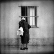 Nome File=finestaferriatawebholga.jpg
Dimensione File=213KB
Dimensioni=800x800
Data aggiunta=Mag 10, 2011 finestaferriatawebholga.jpg