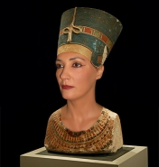 Filename=©_Saro_Di_Bartolo_Nefertitii_3s-m-rr.jpg
Filesize=232KB
Dimensions=700x734
Date added=Nov 21, 2012 ©_Saro_Di_Bartolo_Nefertitii_3s-m-rr.jpg