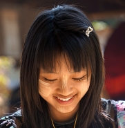 Nome File=©_Saro_Di_Bartolo_myanmar_birmania_burma_young_girl_portrait_DSC09589b_1200mm.jpg
Dimensione File=472KB
Dimensioni=1179x1200
Data aggiunta=Mar 11, 2015 ©_Saro_Di_Bartolo_myanmar_birmania_burma_young_girl_portrait_DSC09589b_1200mm.jpg