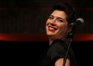 Nome File=©_Saro_Di_Bartolo_star_stella_cantante_singer_9514c_1024mm.jpg
Dimensione File=474KB
Dimensioni=1024x734
Data aggiunta=Set 14, 2012 ©_Saro_Di_Bartolo_star_stella_cantante_singer_9514c_1024mm.jpg