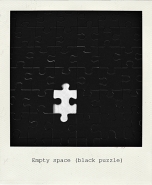 Nome File=Black_puzzle_Empy_space_pola_MM_c.jpg
Dimensione File=372KB
Dimensioni=724x880
Data aggiunta=Apr 12, 2011 Black_puzzle_Empy_space_pola_MM_c.jpg