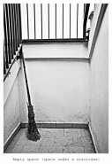 Sottoscala_BW_cornice_MM.jpg Sottoscala_BW_cornice_MM.jpg