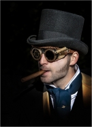 portrait~0.jpg portrait~0.jpg