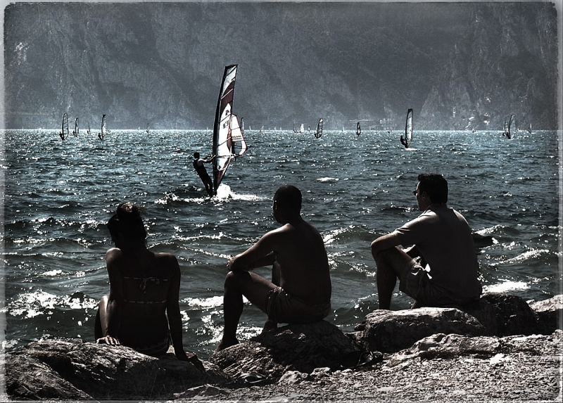 Clicca per l'immagine full size