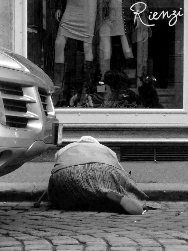 Clicca per l'immagine full size