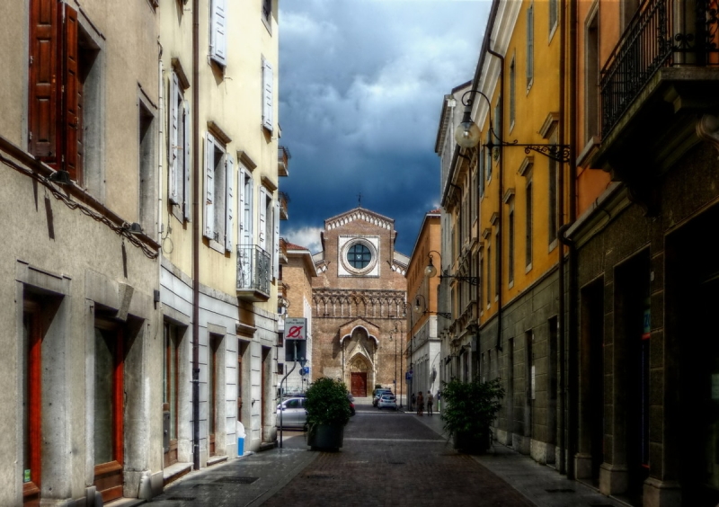 Clicca per l'immagine full size