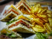 ClubSandwich_IMG_20180302_132753-01_1200x900.jpg