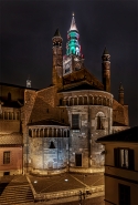 Cremona,_il_Torrazzo_tricolore_in_tempo_di_coronavirus.jpg